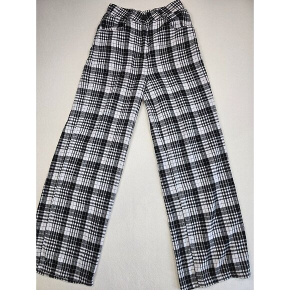 Nasty Gal Pants - Nasty Gal Wide Leg Plaid Flannel  Pants Size 4 Black & White